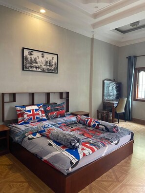 Basic Apartment, 2 Bedrooms, City View | Soundproofing, free WiFi - Plumerrata (Phnom Penh)