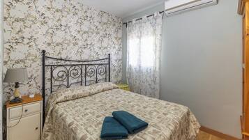 3 Schlafzimmer, Bügeleisen/Bügelbrett, kostenloses WLAN, Bettwäsche