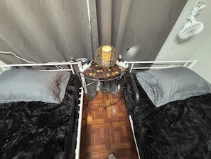 1 bedroom, Egyptian cotton sheets, premium bedding, free WiFi