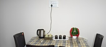 Veda Residency
Charming 2-bedroom house with AC, WiFi in pleasant Tiruvannamalai