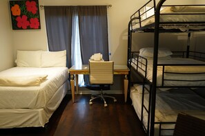 3 bedrooms, in-room safe, desk, iron/ironing board - Well-Appointed 3BR Home w/ Standalone Guest House (Southaven)