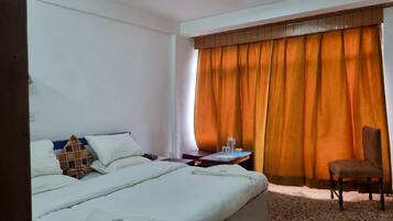 Deluxe Room, Mountain View | Free WiFi