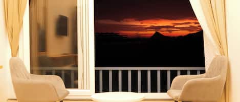 Executive Double Room, Valley View | Desk, laptop workspace, blackout drapes, iron/ironing board