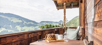 Alpbach chalet with a panoramic view and a sauna