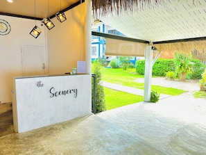 Reception - The Scenery (Ko Pha-ngan)