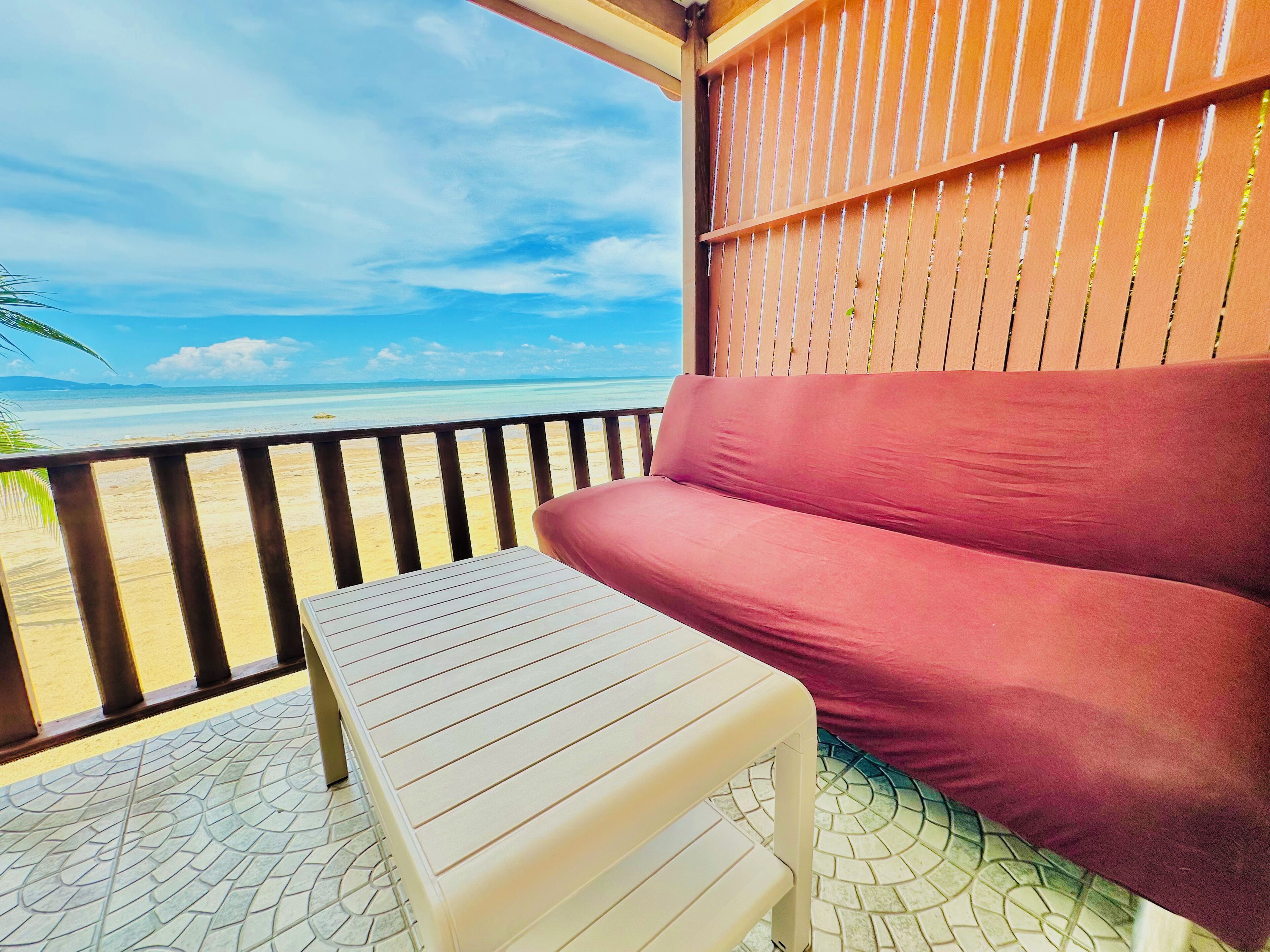 Signature House, Beach View | Living area