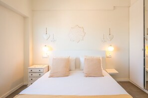 1 Schlafzimmer, Schreibtisch, BĂŒgeleisen/BĂŒgelbrett, Internetzugang