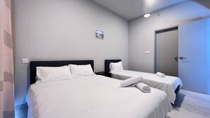 2 chambres, fer et planche à repasser, Wi-Fi, draps fournis