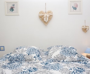 2 Schlafzimmer, Bügeleisen/Bügelbrett, kostenloses WLAN