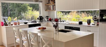 Luxury family living in Moorooka