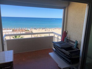 Interior - Canet-Plage, T2 40 M2+terrasse 8M2, covered parking, air conditioning, wifi fiber. (Canet-en-Roussillon)