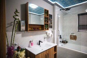 Hair dryer, towels
