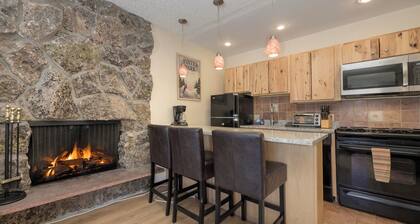Gorgeous end unit, over the Fraser River in downtown Winter Park