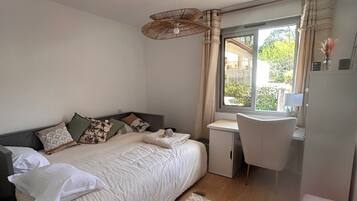 2 chambres, bureau, fer et planche Ă repasser, Wi-Fi gratuit