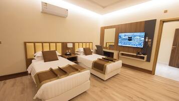 Junior Suite without AC JUNS | Desk, soundproofing, free WiFi