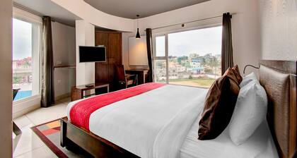 Elite Stays at Ulsoor Near Halasuru Metro Station