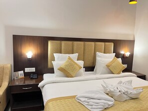 Habitación ejecutiva, 1 cama doble, no fumadores, vistas al jardín | Escritorio y wifi gratis