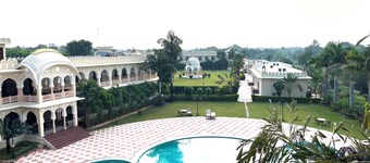 HOTEL RAJ MAHAL THE PALACE