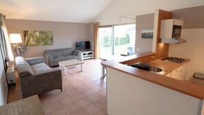 Unclassified image, 3 of 37, button - Country Home with Sauna (Zevenhuizen)