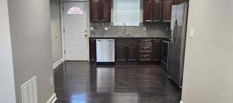Charming townhome with AC and WiFi in delightful Annapolis