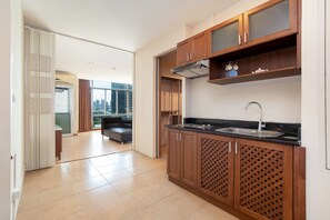 Suite superior, vistes a la ciutat | Cuina privada