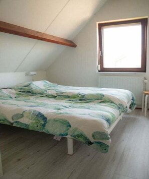 3 chambres, fer et planche à repasser, Wi-Fi gratuit
