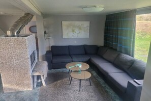 Tv och eldstad