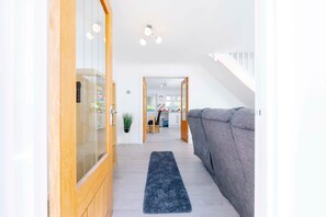 Interior - Ty Collective - Near Town Centre (Merthyr Tydfil)