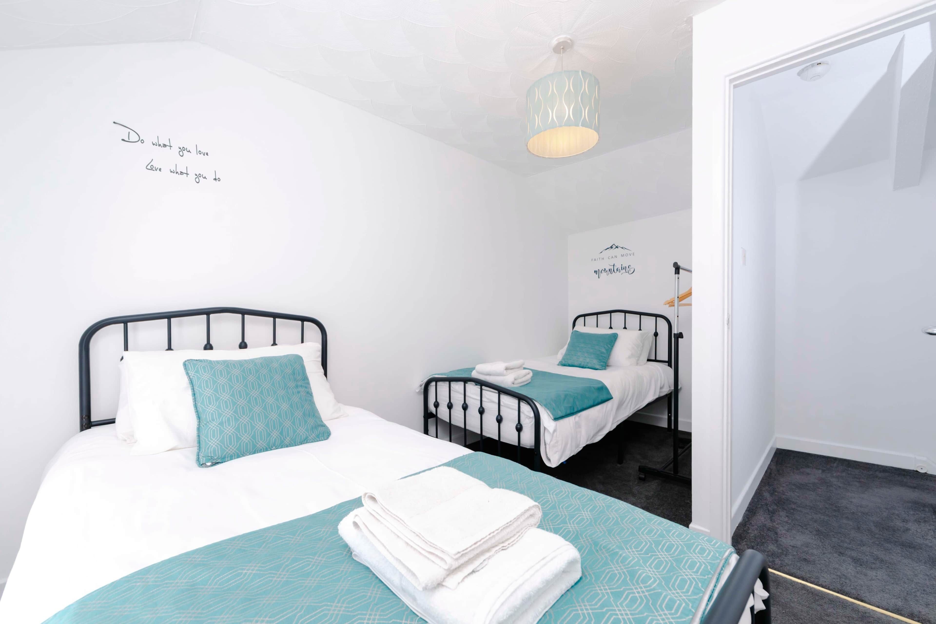 2 bedrooms, iron/ironing board, free WiFi, bed sheets