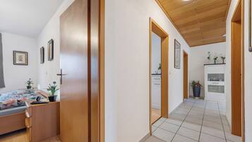 2 Schlafzimmer, Bügeleisen/Bügelbrett, kostenloses WLAN, Bettwäsche