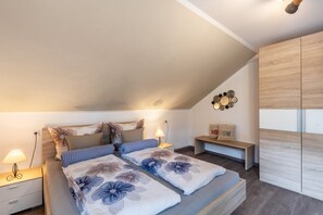 2 chambres, fer et planche à repasser, accès au Wi-Fi (inclus)