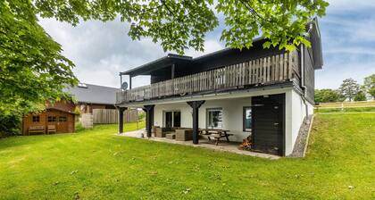 Apartment 'Schanze 20' with Mountain View, Shared Terrace and Wi-Fi