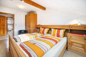 2 bedrooms, free WiFi, bed sheets