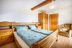 2 bedrooms, free WiFi, bed sheets