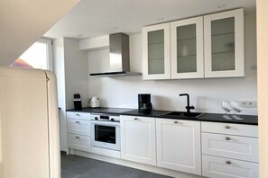 Fridge, oven, dishwasher