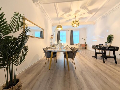 Appartement "Grand Deluxe" avec terrasse partagée, balcon et Wi-Fi