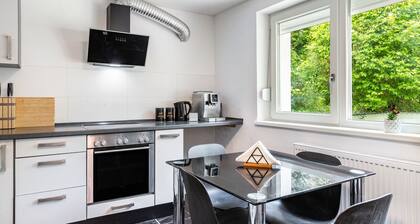 Hundefreundliche Ferienwohnung mit Terrasse – Natur, Wandern & Workation in Bayern