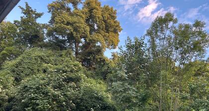 Hundefreundliche Ferienwohnung mit Terrasse – Natur & Arbeiten im Grünen