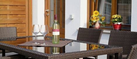 屋外ダイニングエリア