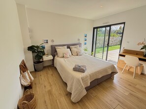 4 soverom, strykejern/-brett, wi-fi og sengetøy