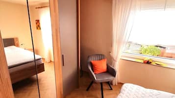 1 bedroom, iron/ironing board, free WiFi