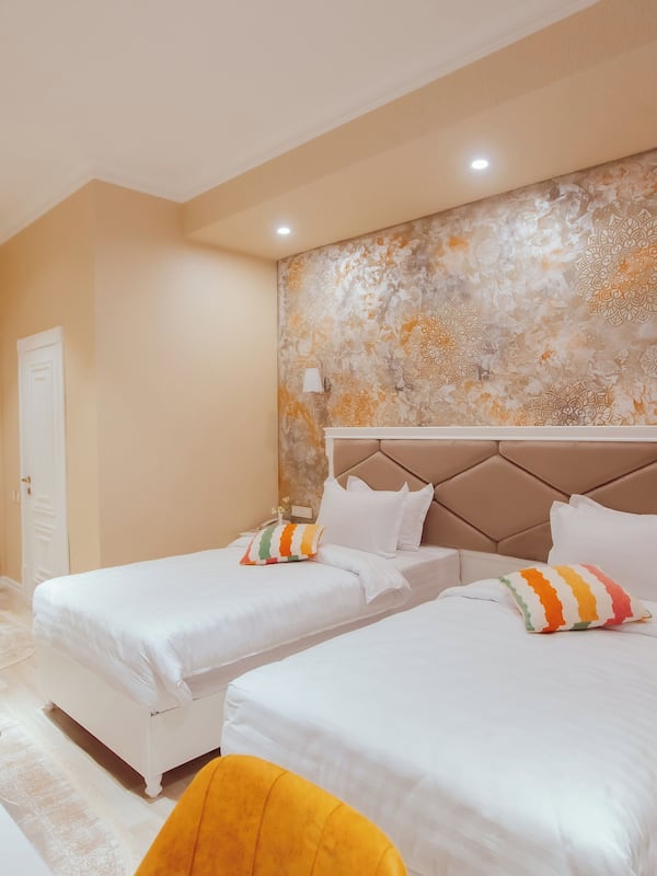 1 bedroom, in-room safe, desk, laptop workspace