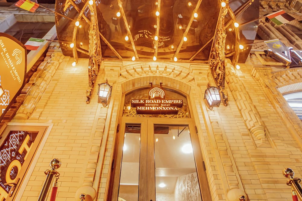 SILK ROAD EMPIRE HOTEL