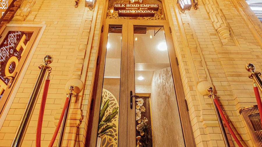 SILK ROAD EMPIRE HOTEL