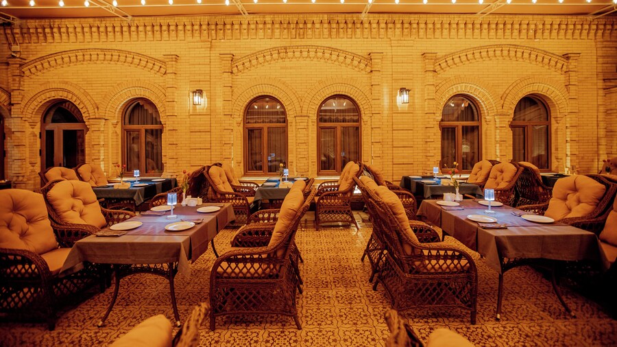 SILK ROAD EMPIRE HOTEL