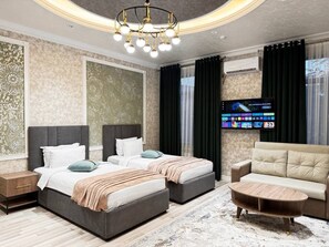 Quadruple Room, Air conditioning, City View | Premium bedding, minibar, in-room safe, desk - SILK ROAD EMPIRE HOTEL (Samarkand)