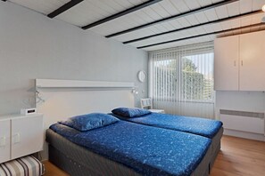 2 chambres, fer et planche à repasser, Wi-Fi gratuit