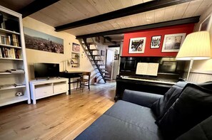 TV, stereo