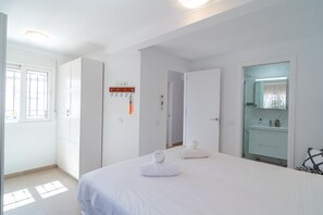 2 Schlafzimmer, Bügeleisen/Bügelbrett, kostenloses WLAN, Bettwäsche