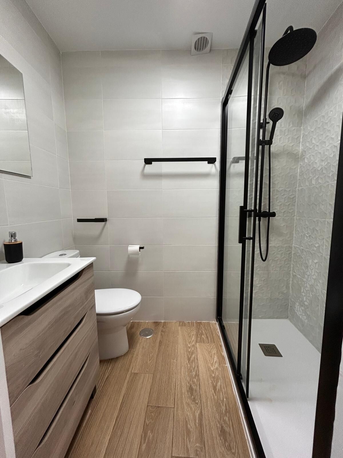 Shower, towels, soap, shampoo